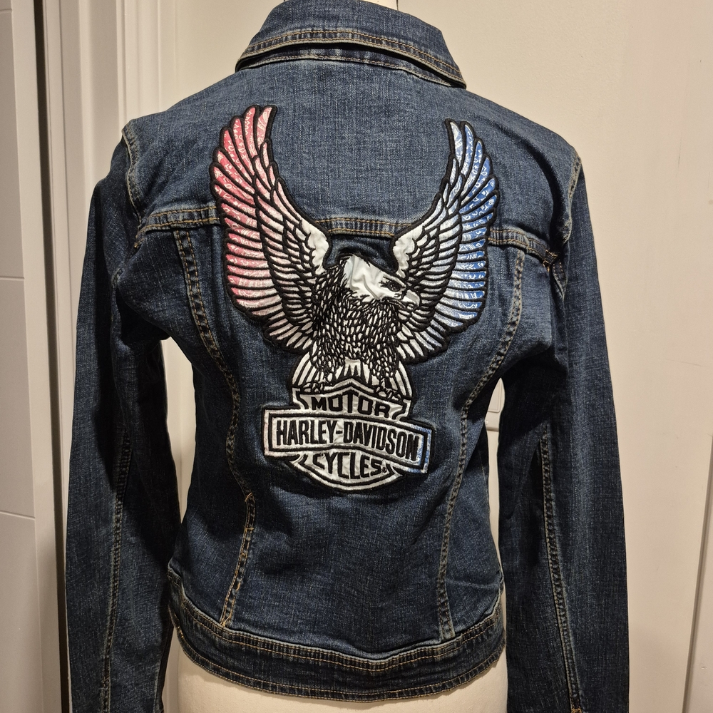 Harley-Davidson Women's Blue Denim Jacket with Eagle Embroidery - Size XS NWT